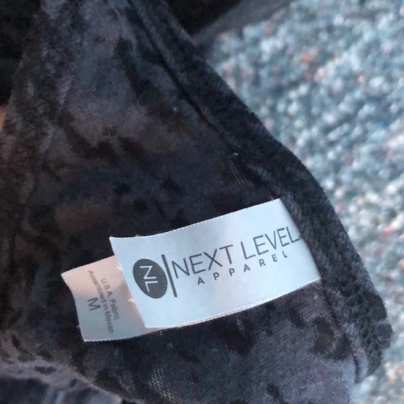 Womans tamk top - Picture 3 of 3